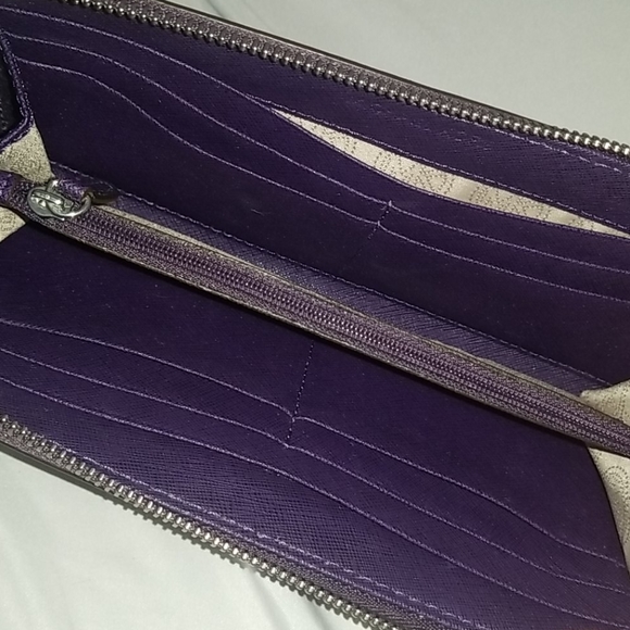 Wallet - Picture 3 of 3